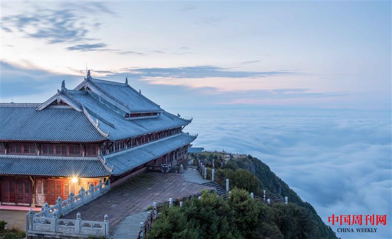 攝圖網_501802074_峨眉山金頂風光(企業商用).jpg 攝圖網_501802074_峨眉山金頂風光(企業商用).jpg