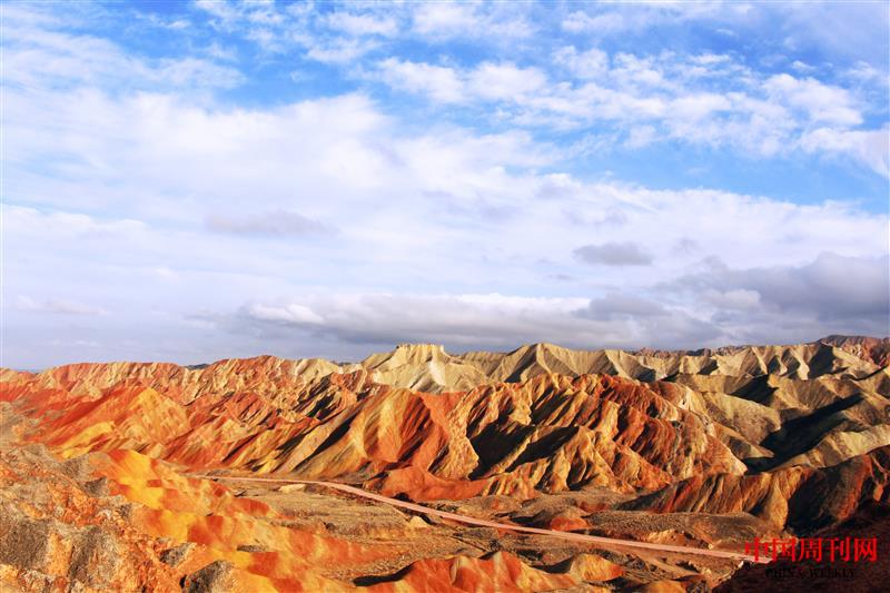 攝圖網(wǎng)_501580917_大西北張掖七彩丹霞地貌風(fēng)光絢麗宏偉(企業(yè)商用).jpg
